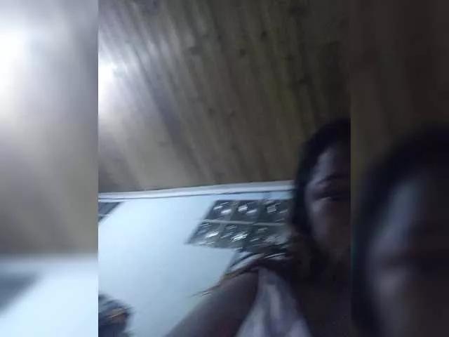 Masturbate to Ilounah, she wants to masturbate for you Ilounah from BongaCams