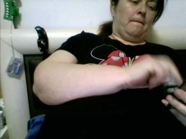 Offline ina77 on BongaCams