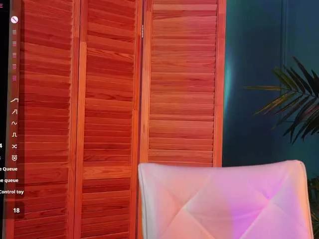 Inari-Okami on BongaCams