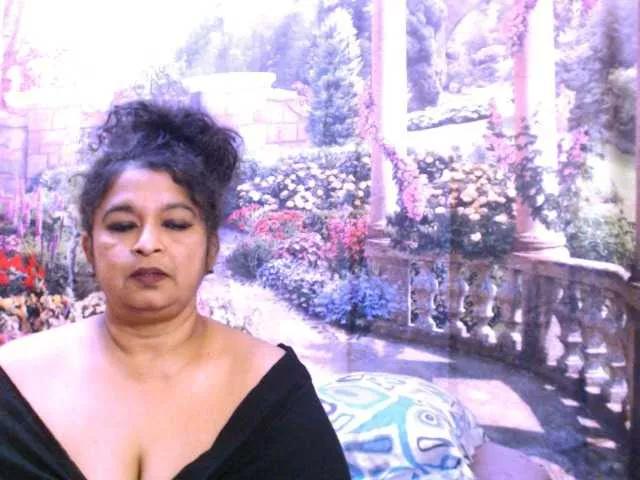 indianstar75 on BongaCams 