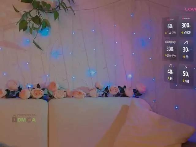 Offline inheartt1 on BongaCams