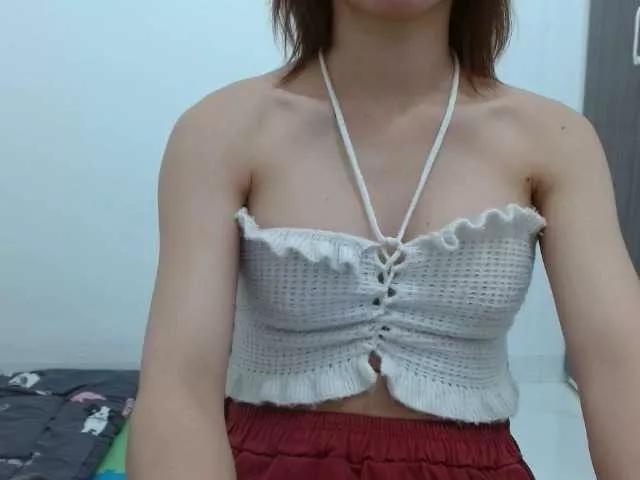 inHI on BongaCams