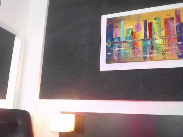 IvoneMoore on BongaCams