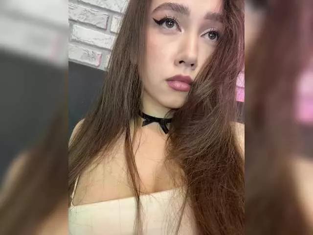 Jade8887 on BongaCams 