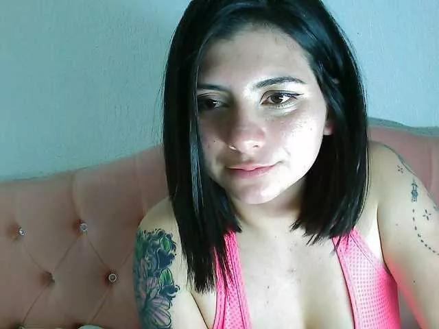 JenellKurtz on BongaCams 