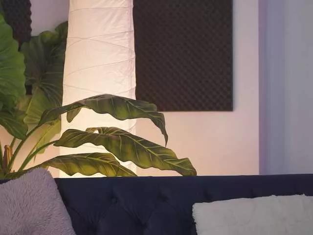 Offline JennaDay on BongaCams