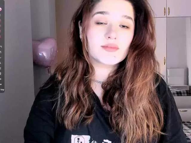 JulySlowdive on BongaCams 