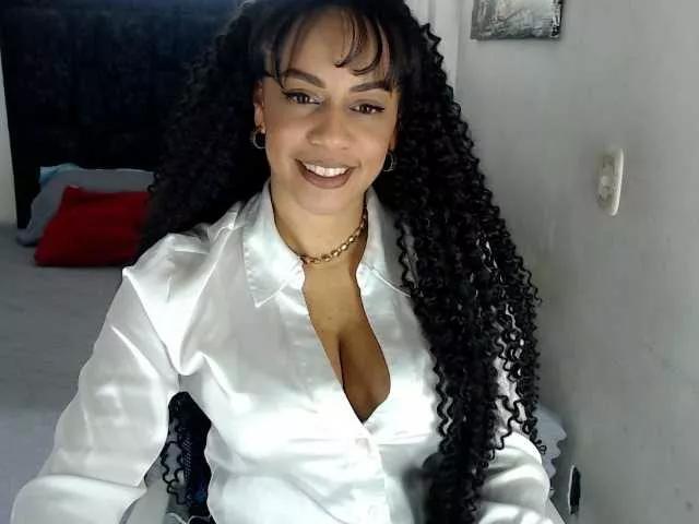 Offline karlie-hot on BongaCams