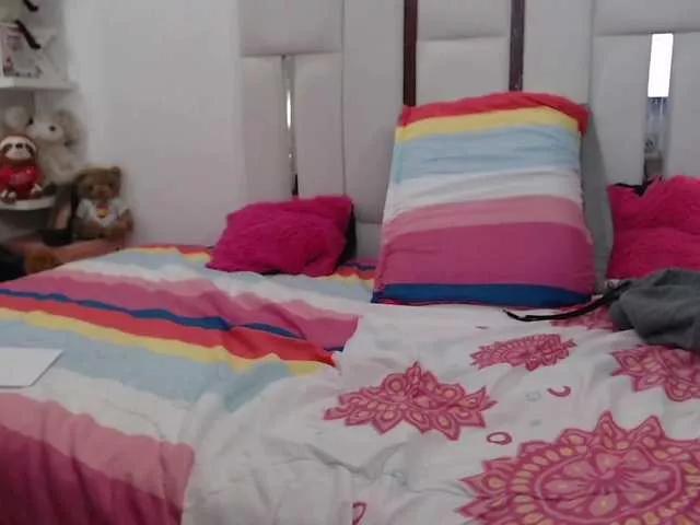 Offline KarlieK on BongaCams