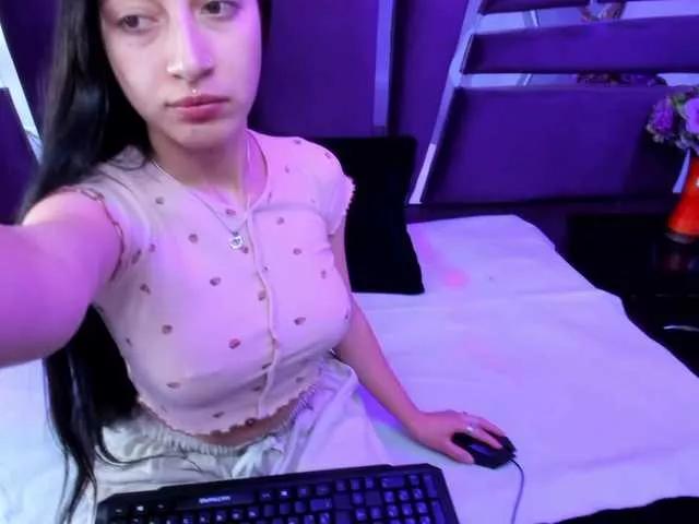 kattyqueenn on BongaCams 