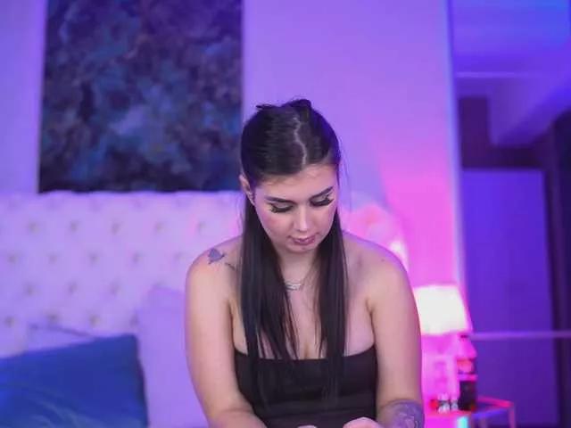 Offline KendraMoon on BongaCams