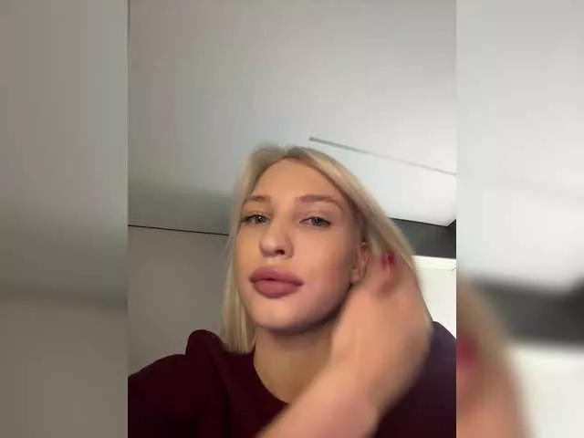 KettyPretty25 on BongaCams 