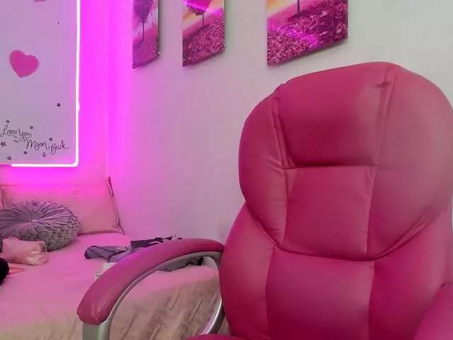 Offline KEYRAMILLER on BongaCams