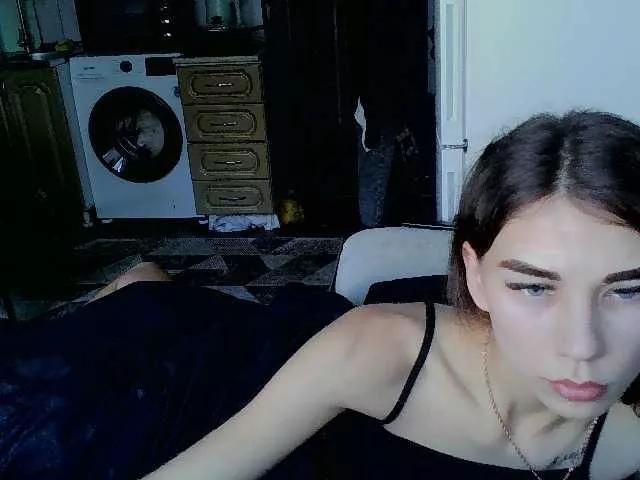 Offline Kiitaa on BongaCams