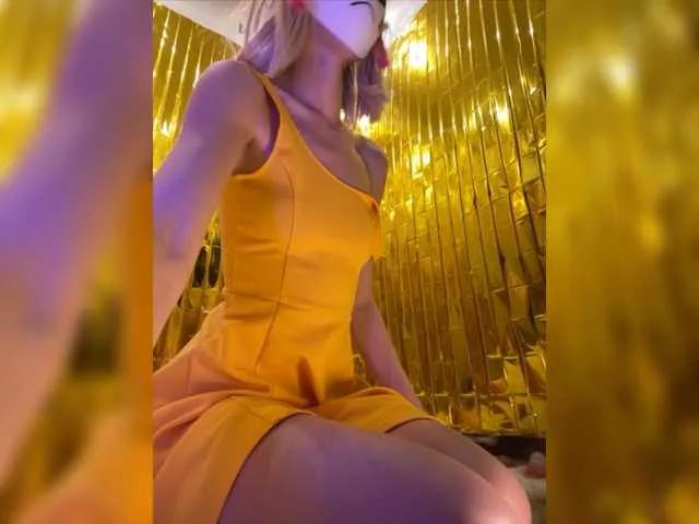 kika-Co on BongaCams 