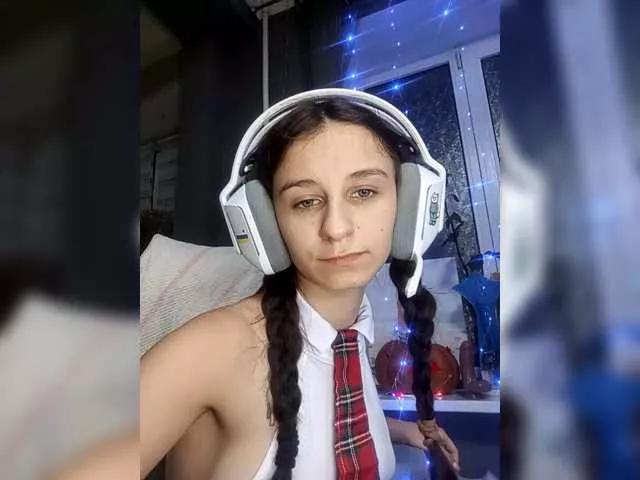 Check out 20 years old KikNika from BongaCams KikNika from BongaCams