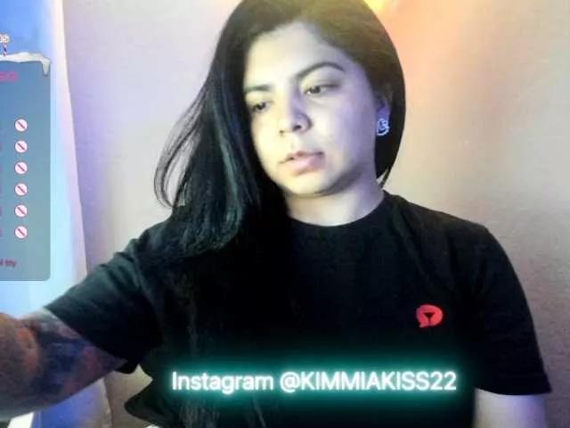 Kimmiakiss22 on BongaCams 