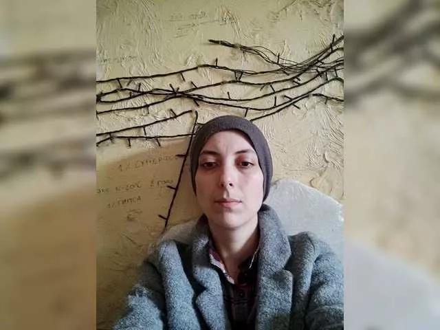 Kira700 on BongaCams