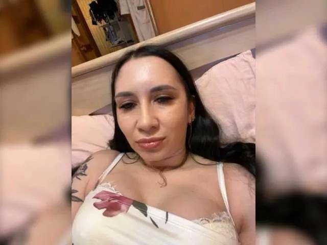 kiska-Eva on BongaCams 