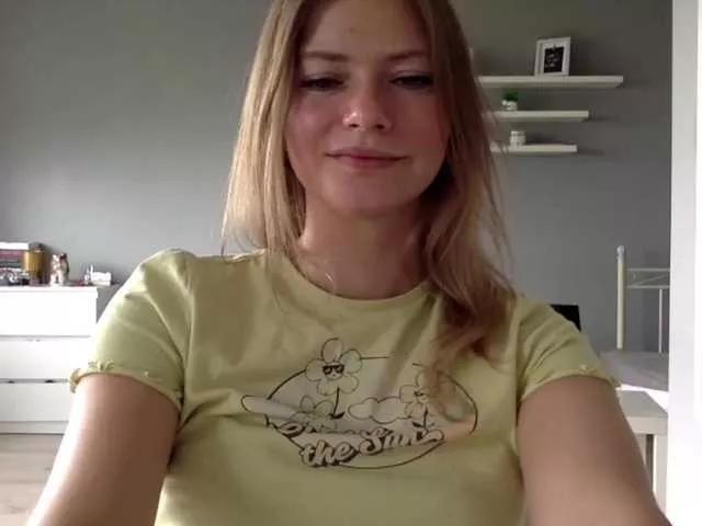 kissMillie on BongaCams