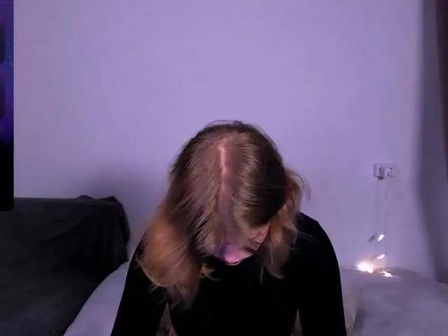 KITI111 on BongaCams 