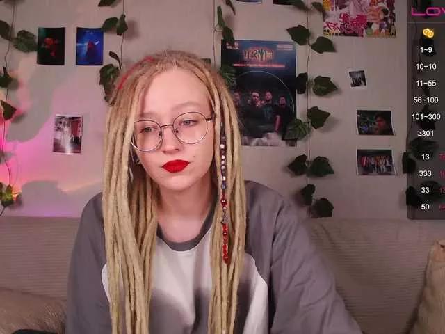 Kittenmeew on BongaCams 