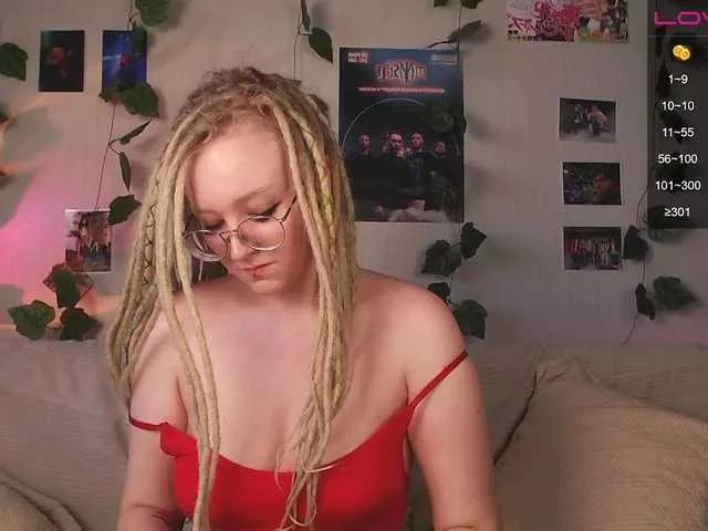 Kittenmeew on BongaCams 