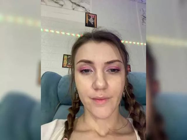 Offline KristinaMoonx on BongaCams
