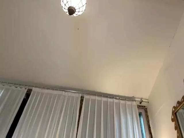 Offline KyungObin on BongaCams