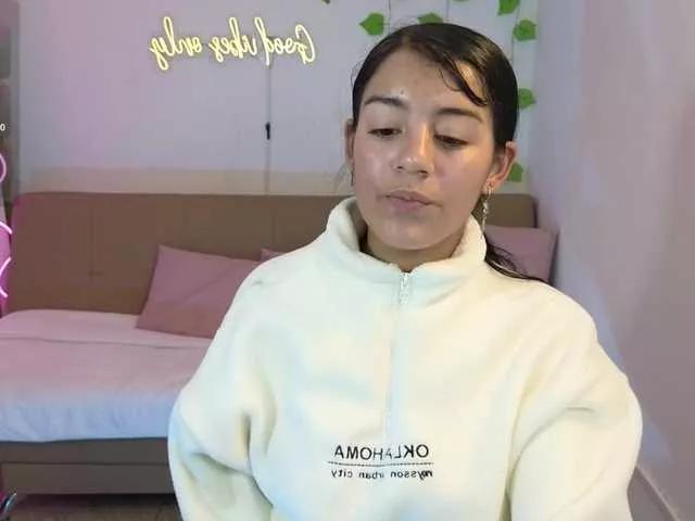 Lalalutsy-tay on BongaCams
