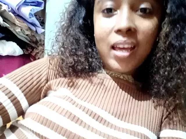 Laminnah on BongaCams 