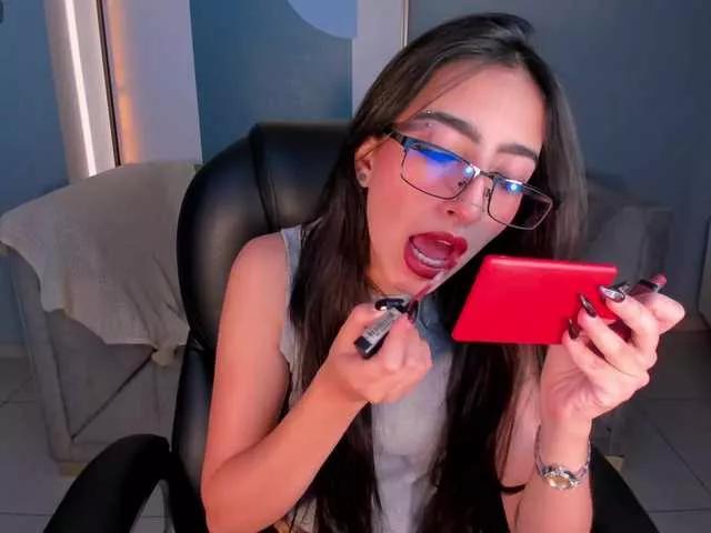 Watch LarisaSmirnov, she wants to masturbate for you LarisaSmirnov from BongaCams