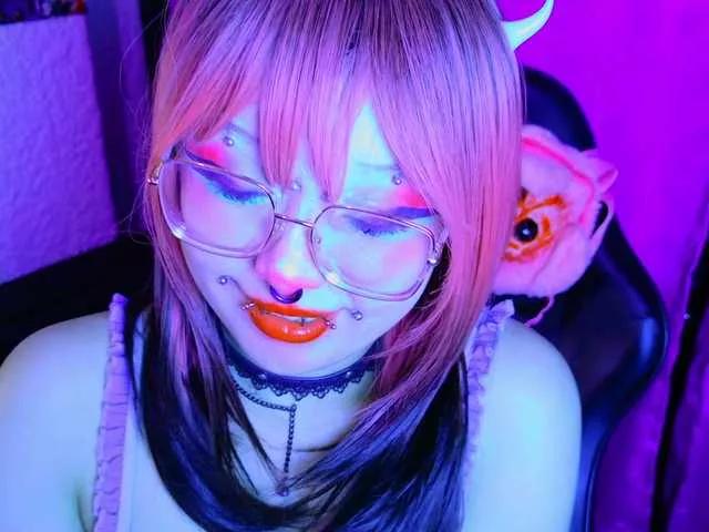 LaytonBox on BongaCams 
