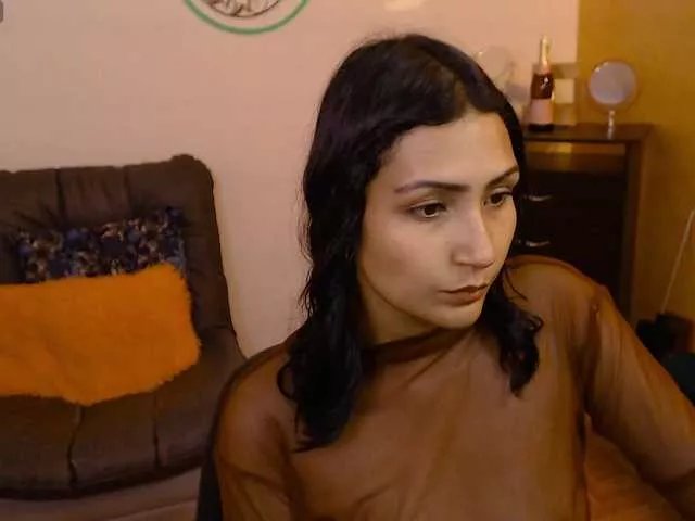 Offline Leah-666 on BongaCams