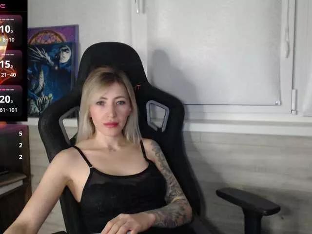 Offline LediIce on BongaCams