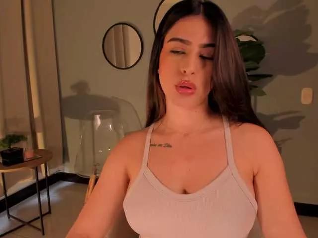 Offline LiaPearce on BongaCams