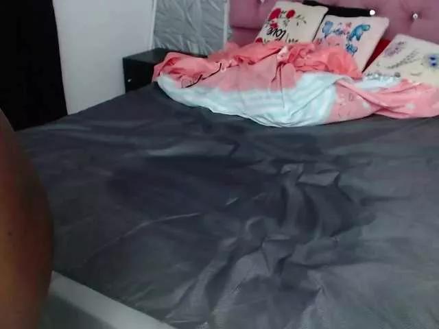 LiaxMia on BongaCams 