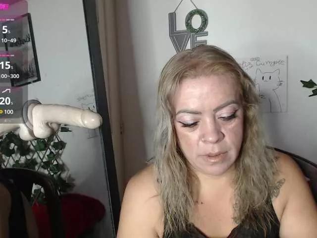 Lila28six on BongaCams 