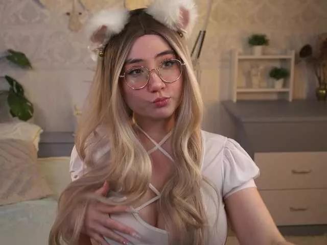 lili-meow on BongaCams 