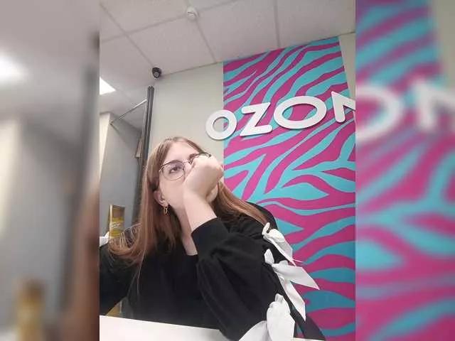 Lilo79 on BongaCams