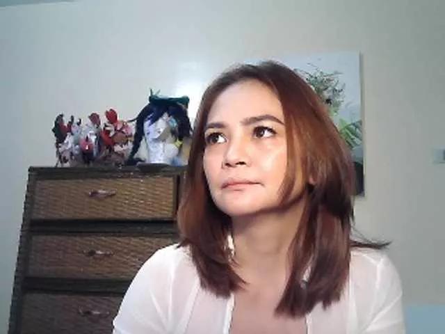 Offline lilymaepinay on BongaCams