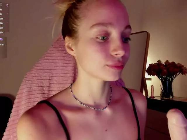 LISABABYMETAL on BongaCams 