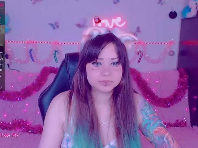 LittleKitsune on BongaCams 