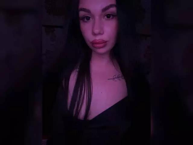 Freechat Liysan11 on BongaCams
