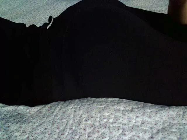 Admire BongaCams's LiZAAAZ liZAAAZ from BongaCams