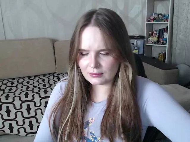 Freechat Lizzi-Peach on BongaCams