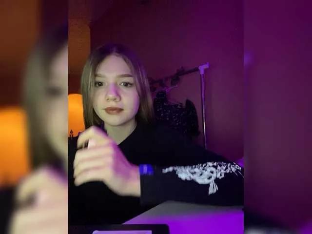 lollytan on BongaCams 