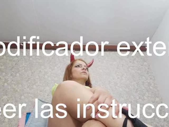 luna-milf on BongaCams 