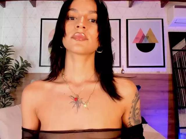 Offline LunaRuso on BongaCams