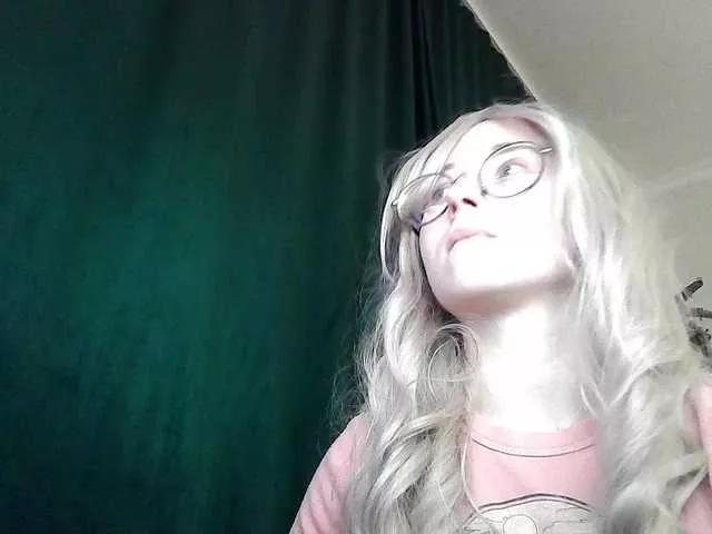 Naked LunaSky from BongaCams LunaSky from BongaCams